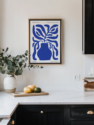 Blue Botanical Vase Plakat - 21 x 29.7 cm - Nellastore