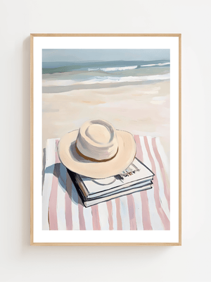 Hat And Books On The Beach Plakat - 21 x 29.7 cm (A4) - Nellastore