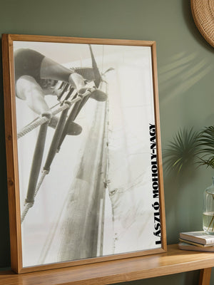 László Moholy - Nagy - Climbing the Mast Plakat - 21 x 29.7 cm - Nellastore