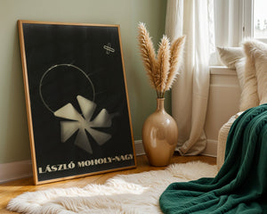 László Moholy - Nagy - Pinwheel And Other Shapes Plakat - 21 x 29.7 cm - Nellastore