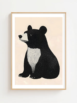 Sitting Black Bear Plakat - 21 x 29.7 cm (A4) - Nellastore