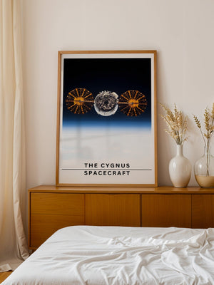 The Cygnus Spacecraft Plakat - 21 x 29.7 cm (A4) - Nellastore