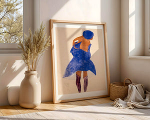 Woman In Blue Dress Plakat - 21 x 29.7 cm (A4) - Nellastore