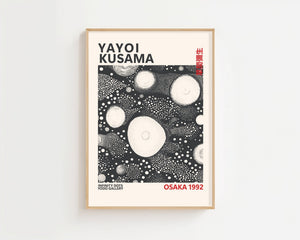 Yayoi Kusama - Black Infinity Dots Plakat - 21 x 29.7 cm - Nellastore