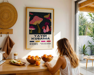 Yayoi Kusama - Colorful Mushroom Fantasy Plakat - 21 x 29.7 cm (A4) - Nellastore