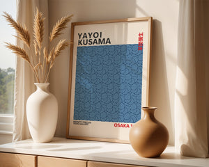 Yayoi Kusama - Dark Blue Infinity Circles Plakat - 21 x 29.7 cm - Nellastore