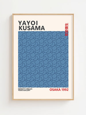 Yayoi Kusama - Dark Blue Infinity Circles Plakat - 21 x 29.7 cm - Nellastore