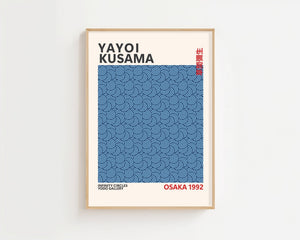 Yayoi Kusama - Dark Blue Infinity Circles Plakat - 21 x 29.7 cm - Nellastore