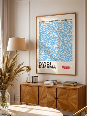Yayoi Kusama - Light Blue Infinity Dots Plakat - 21 x 29.7 cm - Nellastore