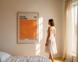 Yayoi Kusama - Orange Dots Plakat - 21 x 29.7 cm (A4) - Nellastore