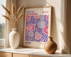 Yayoi Kusama - Purple Microorganism Plakat - 21 x 29.7 cm - Nellastore