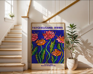 Yayoi Kusama - Vibrant Floral Dreamscape Plakat - 21 x 29.7 cm (A4) - Nellastore