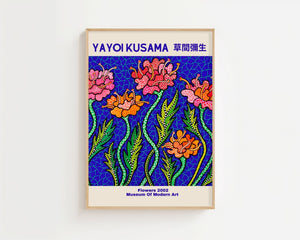 Yayoi Kusama - Vibrant Floral Dreamscape Plakat - 21 x 29.7 cm (A4) - Nellastore