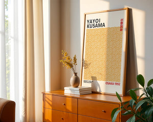Yayoi Kusama - Yellow Infinity Lines Plakat - 21 x 29.7 cm - Nellastore